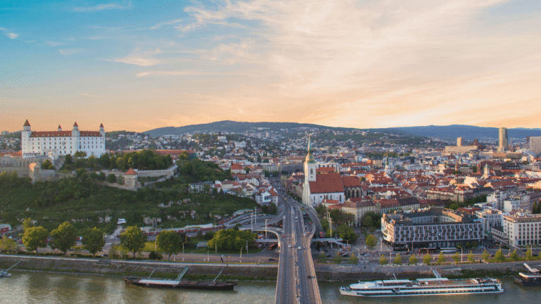 Kam s deťmi v Bratislave: za históriou, atrakciami, zábavou i prírodou