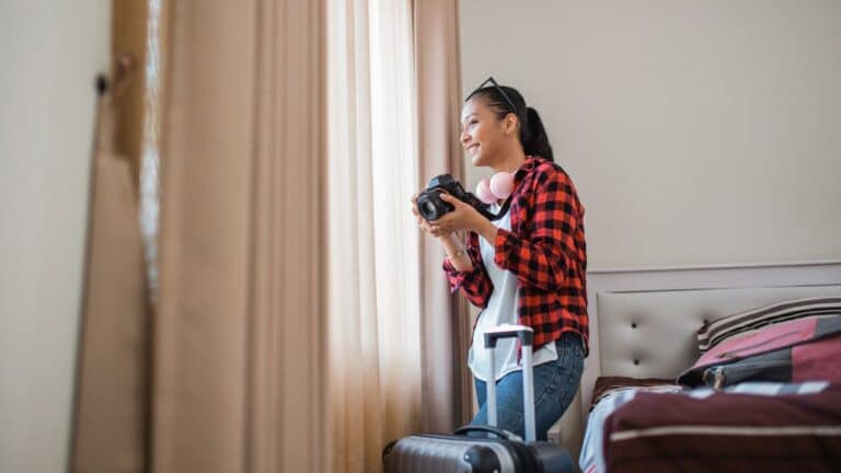 Chcete cestovať a spoznávať svet takmer zadarmo? Ukážeme vám, ako na to