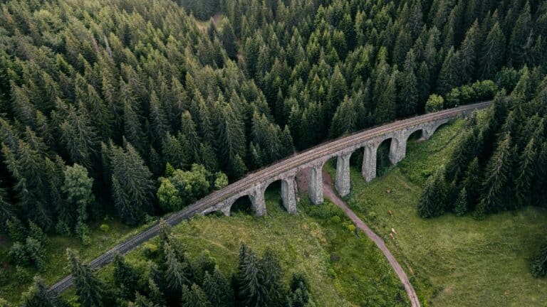 Jednodňový výlet po Slovensku: 8 miest, ktoré môžete navštíviť v zime aj lete