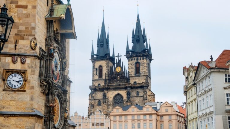 Praha ubytovanie: kompletný sprievodca ubytovaním v stovežatej matičke